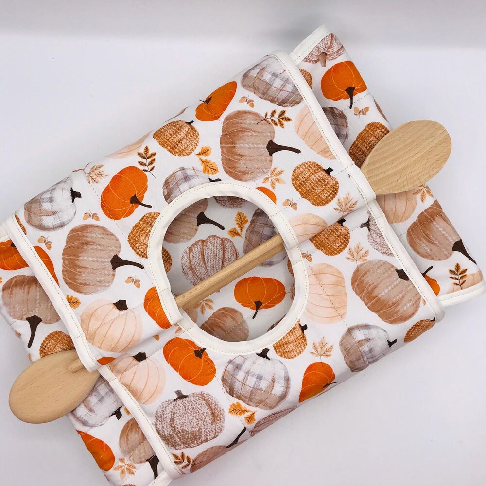 Casserole Carrier with Wooden Spoons, Neutral Pumpkins Plaid for 9x13 or 8x8 Pan